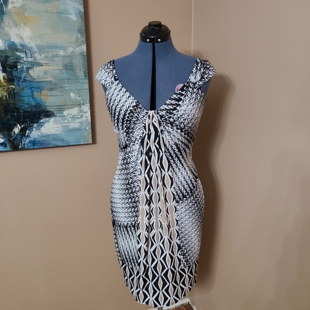 London Times cap sleeve geometric print dress size 8